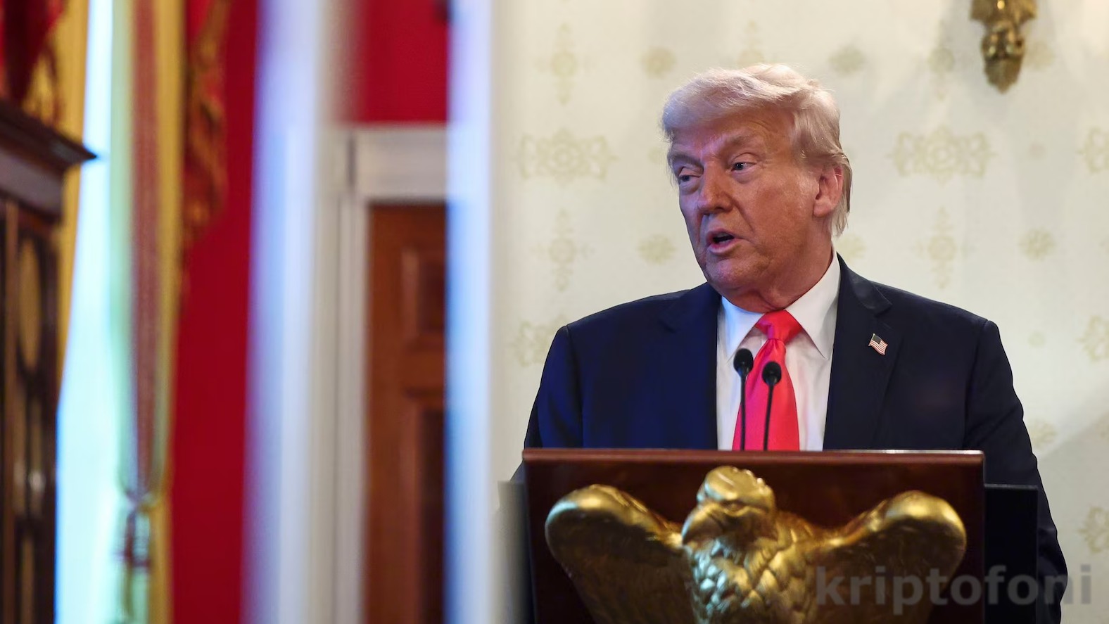 Donald Trump Fed Başkanı Powell’a Yüklendi!