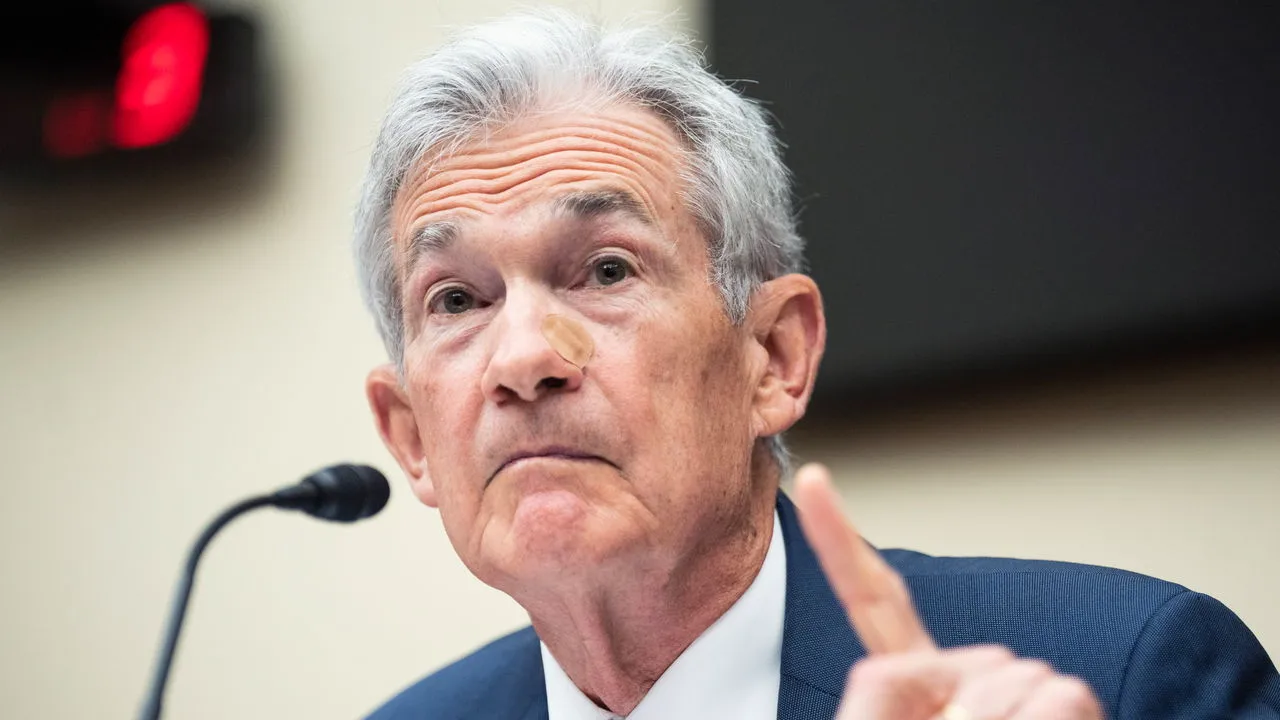 Fed Başkanı Powell Konuştu! Faiz İndirimi Bekleyenlere Kötü Haber