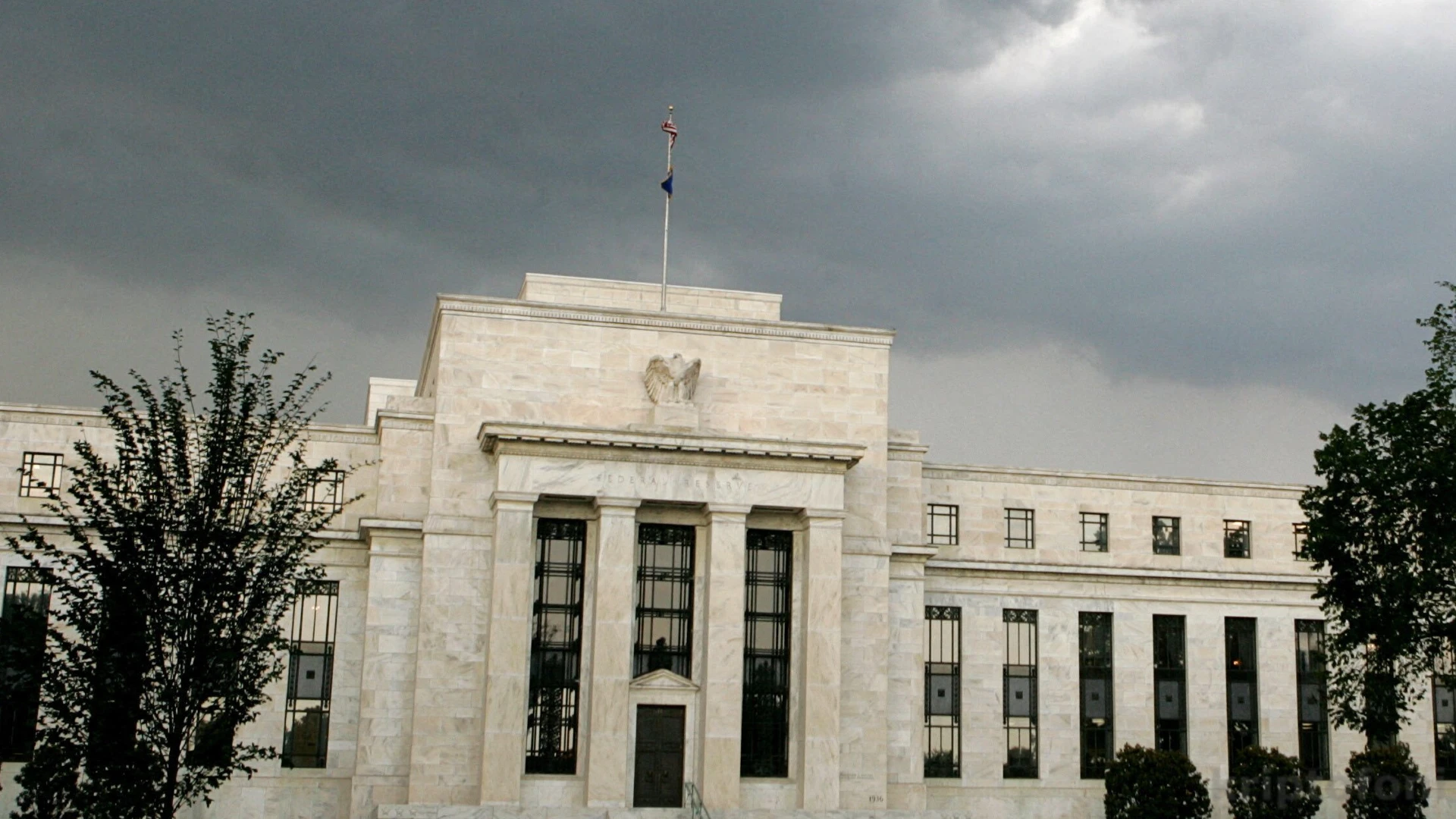 Uzmanlar Fed’in Faiz İndirimini Yorumladı