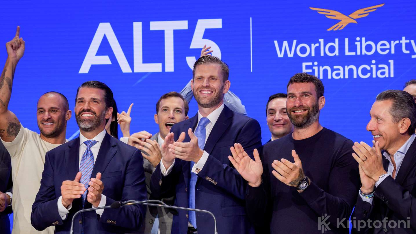 Wall Street Devleri, Trump Ailesiyle Bağlantılı Kripto Ödeme Şirketine Milyonlarca Dolar Yatırım Yaptı